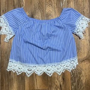 Ambiance crop top with lace detail size small